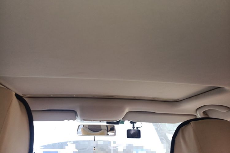 Used Volkswagen Jetta 2013 1.6L Manual Comfort Model Headliner