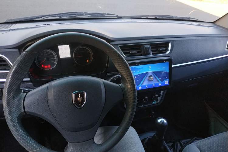 Used Jinbei Hiace X30 2021 1.5L Wealthy Single-Steaming Air-Conditioned Van China VI Standard SWC15M
