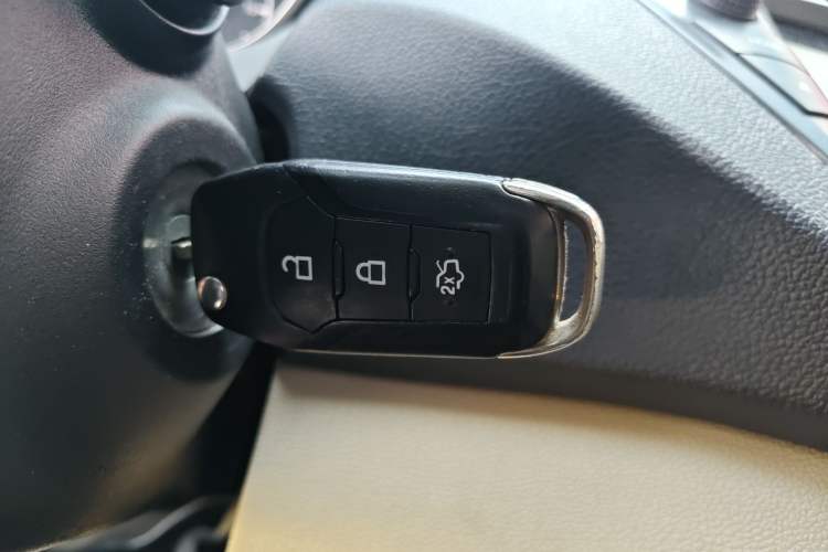 Used Ford Escort 2015 1.5L Automatic Comfort Edition