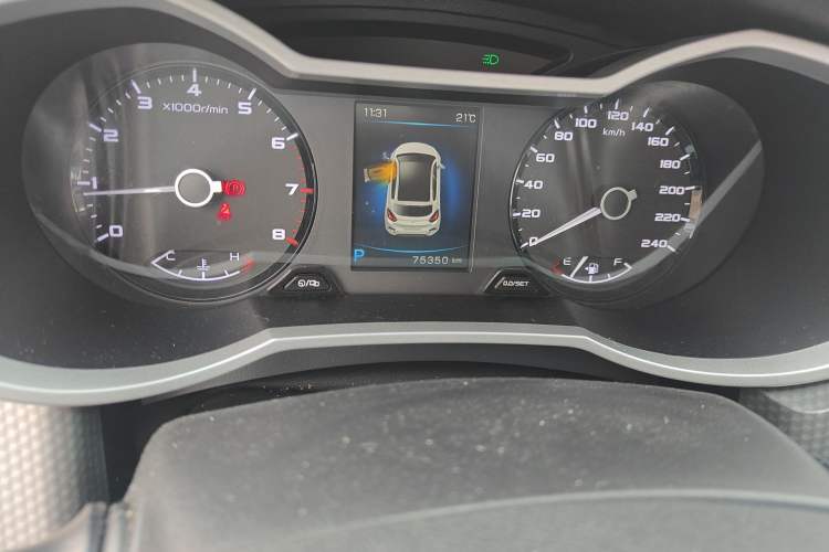 Used Geely Auto Emgrand GS 2016 Sport Edition 1.3T Automatic ZhenShang Model Odometer Close Up