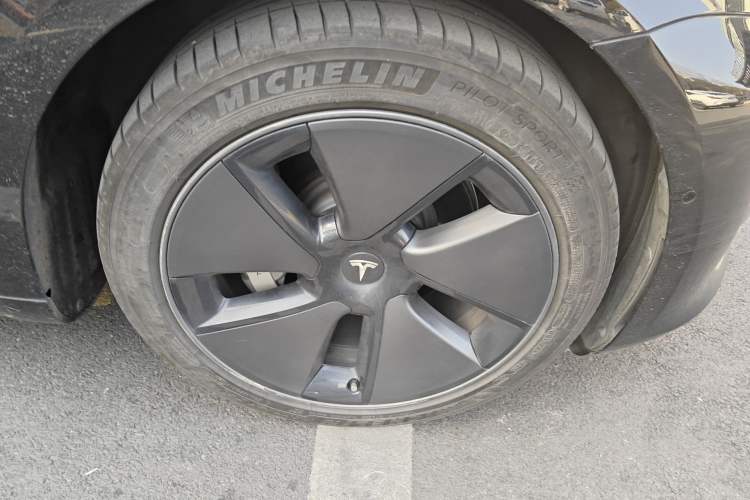 Used Tesla Model 3 2022 Rear-Wheel-Drive Version