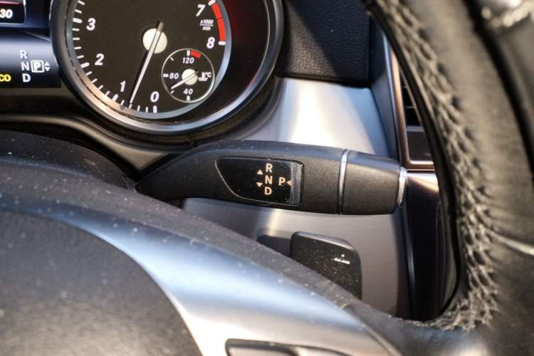 Used Mercedes-Benz M-Class 2014 ML 320 4MATIC
