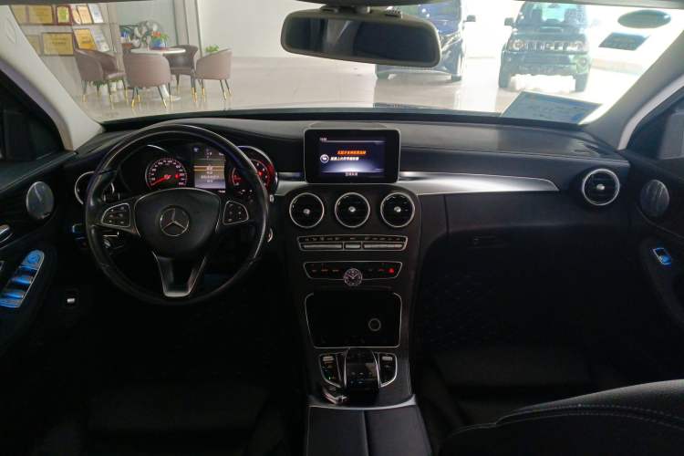 Used Mercedes-Benz C-Class 2017 Restyled C 180 L Fashion Edition Sport Version
