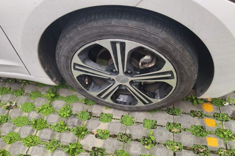 Used Hyundai Elantra (6th Generation / Lingdong) 2018 1.4T Dual-Clutch Xuan Dong · Dynamic Edition Exterior 1