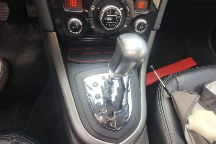 Used Peugeot 408 2013 2.0L Automatic Luxury Edition