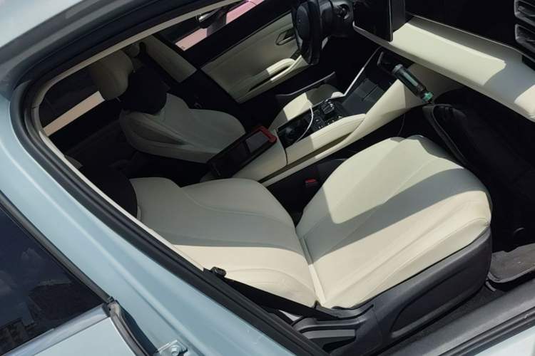 Used BYD Qin L 2024 DM-i 80KM Beyond Model
