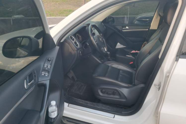 Used Volkswagen Tiguan 2016 280TSI Automatic Two-Wheel Drive Silk Road Comfort Edition Driver Seat