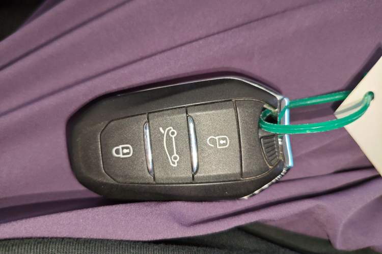 Used Peugeot 5008 2019 Revised 360THP 7-Seater Flagship Edition Interior 1