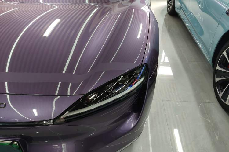 Used Hima Luxeed S7 2024 Ultra Four-Wheel Drive Flagship Edition Left Front Headlight