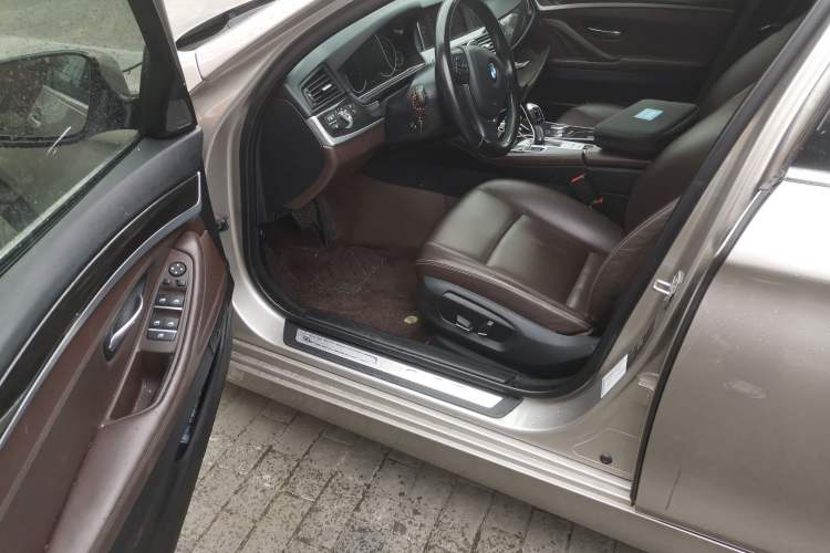 Used BMW 5 Series 2017 525Li Luxury Design Package
