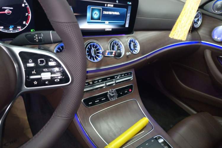 Used Mercedes-Benz E-Class 2019 E 200 L
