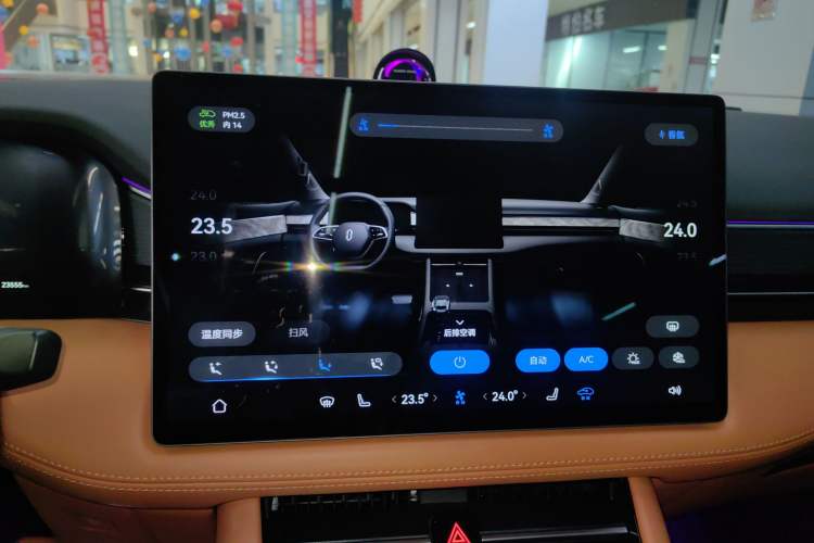 Used Hima AITO M7 2024 1.5T Intelligent Driving 4WD Ultra Version 6 Seats
