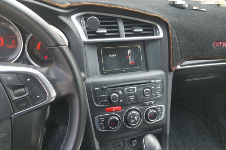 Used Citroen C4L 2014 1.8L Intelligent Drive Automatic Dynamic Model Audio And AC Panel