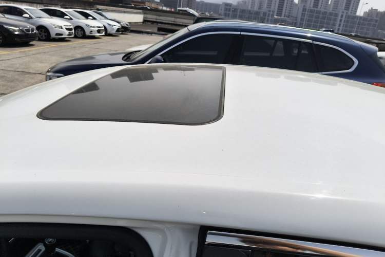 Used Roewe i6 2020 PLUS 1.6L Manual 4G Connect Glory Flagship Edition