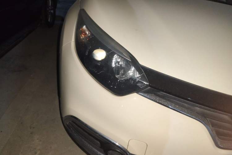 Used Renault Captur 2015 1.2T Automatic Comfort Edition Right Front Headlight