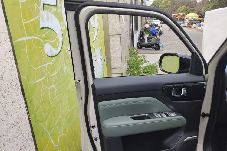 Used Baojun Spark EUV 2026 Model 401km Flagship Edition