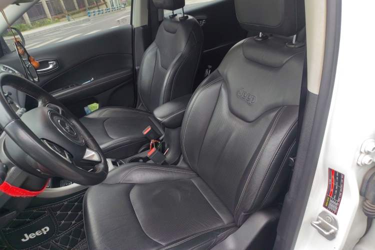 Used Jeep Compass 2017 200T Automatic Family Edition