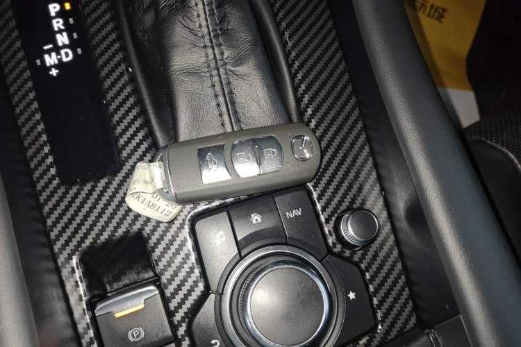 Used Mazda Atenza 2020 2.0L Blue Sky Luxury Edition
