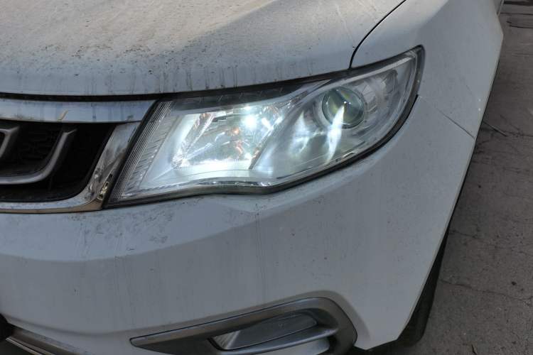 Used Geely Auto Emgrand X7 Sport 2016 2.0L Manual ZhiShang Version