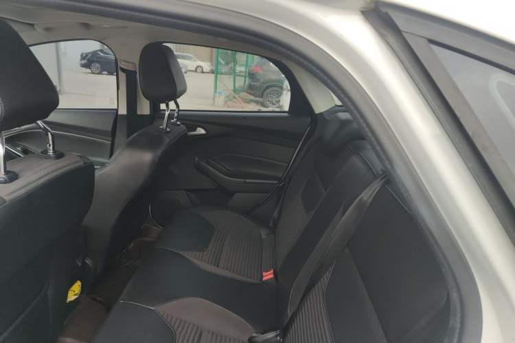 Used Ford Focus 2018 Sedan Classic 1.6L Automatic Trendy SmartDrive Edition