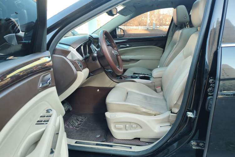 Used Cadillac SRX 2010 3.0L Flagship Edition