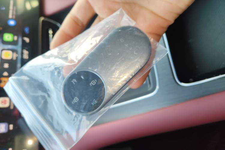 Used Hima AITO M8 2025 Model Pure Electric Max+ Five-Seat Long-Range Version
