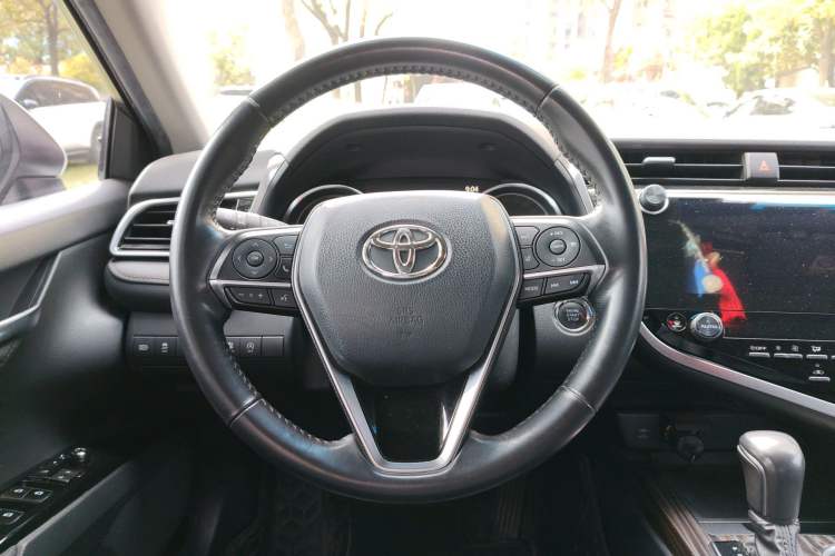 Used Toyota Camry 2019 2.5G Luxury Edition China V Standard Steering Wheel