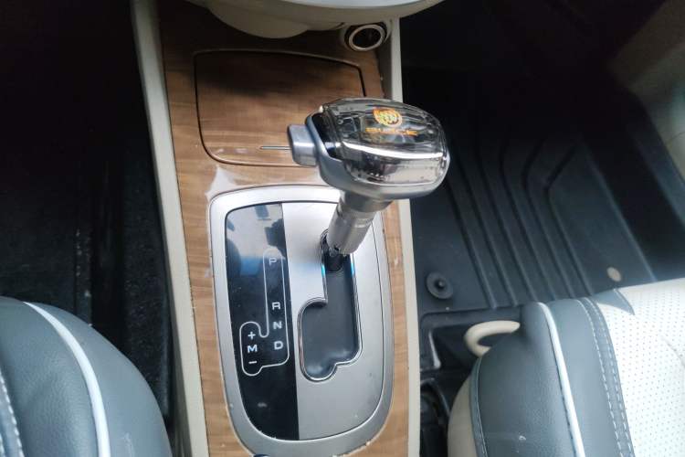 Used Buick Excelle 2015 1.5L Automatic Classic Model Gear Lever