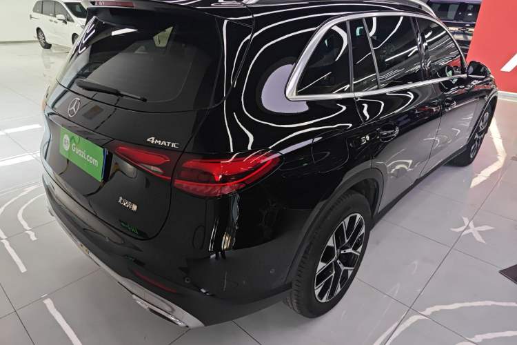 Used Mercedes-Benz GLC 2024 GLC 260 L 4MATIC Dynamic Edition 5-seater Rear Right 45 Deg
