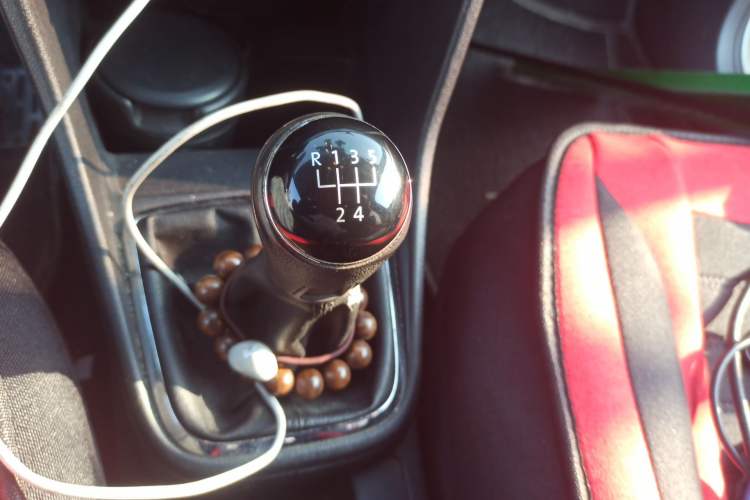 Used Volkswagen Jetta 2015 1.6L Manual Comfort Model