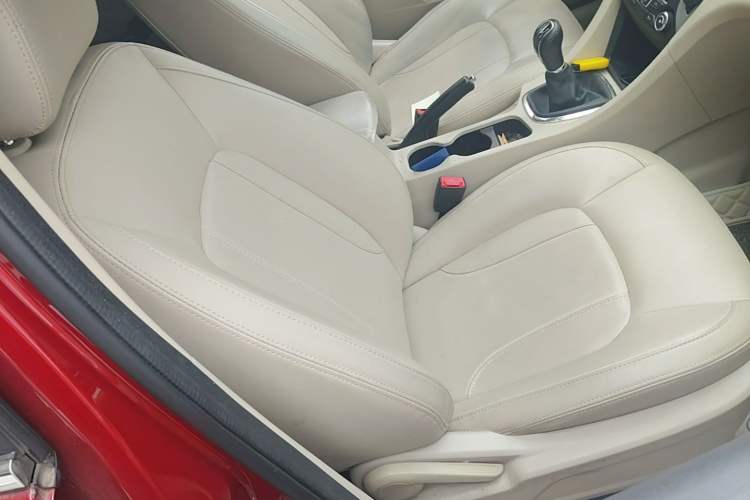 Used Chery Arrizo 7 2014 1.6L Manual Zhixiang Magic Edition