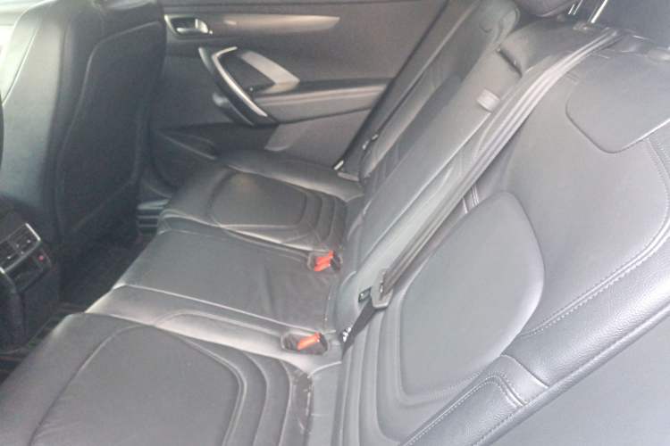 Used DS 6 2018 30THP Prestige Edition
