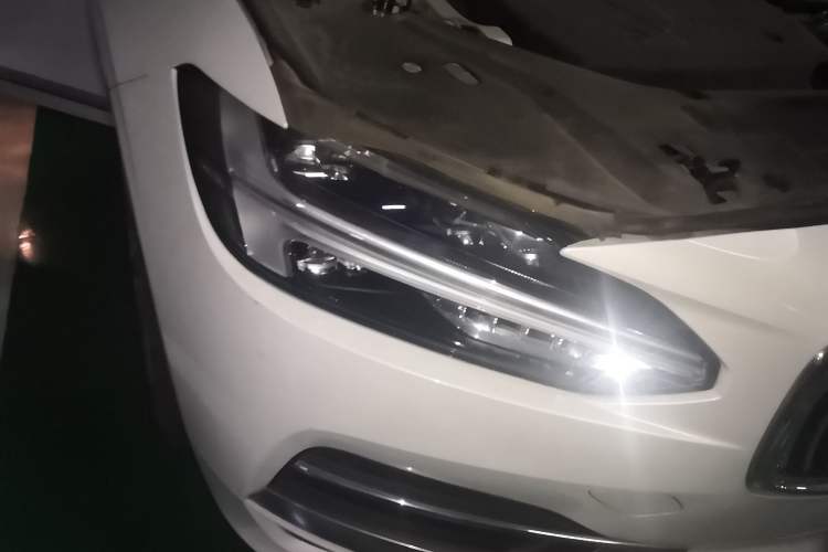 Used Volvo S90 2020 T5 Zhiyi Luxury Edition