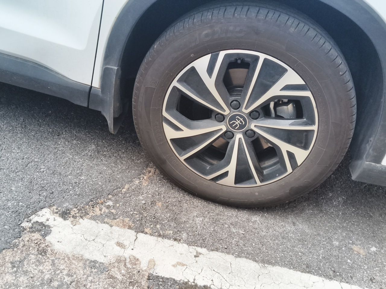 BYD Song Pro New Energy 2025 Second-Generation DM-i 75KM Leading Edition — снимка 8