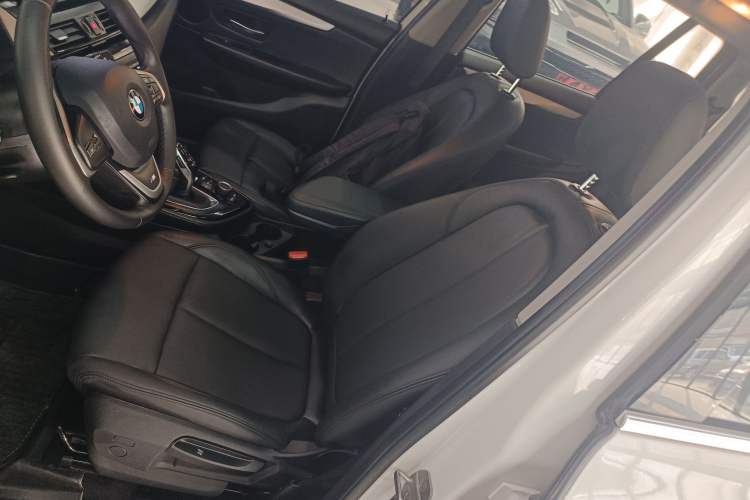 Used BMW 2 Series Gran Tourer 2019 220i Leading Model Left Front Seat