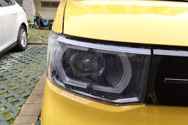 Used Wuling Hongguang MINIEV 2022 Macaron Premium Model – Lithium Ternary Battery
