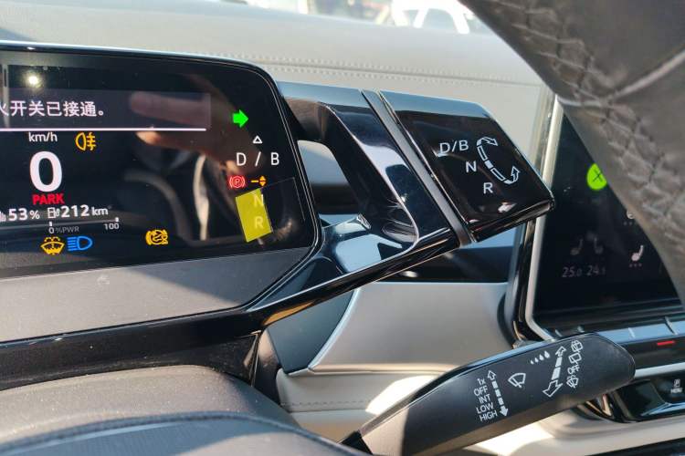 Used Volkswagen ID.6 CROZZ 2021 Long-Range PRO Edition
