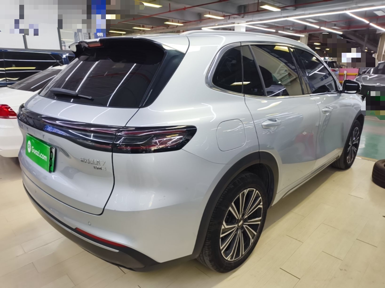 Geely Galaxy Xingjian 7 EM-i 2025 120km Navigator Edition — снимка 6