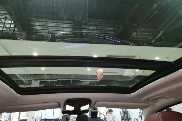 Used BMW X5 2023 xDrive 30Li Luxury M Sport Night Edition Package Headliner