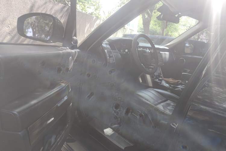 Used Land Rover Range 2014 3.0 TDV6 Vogue Driver Seat