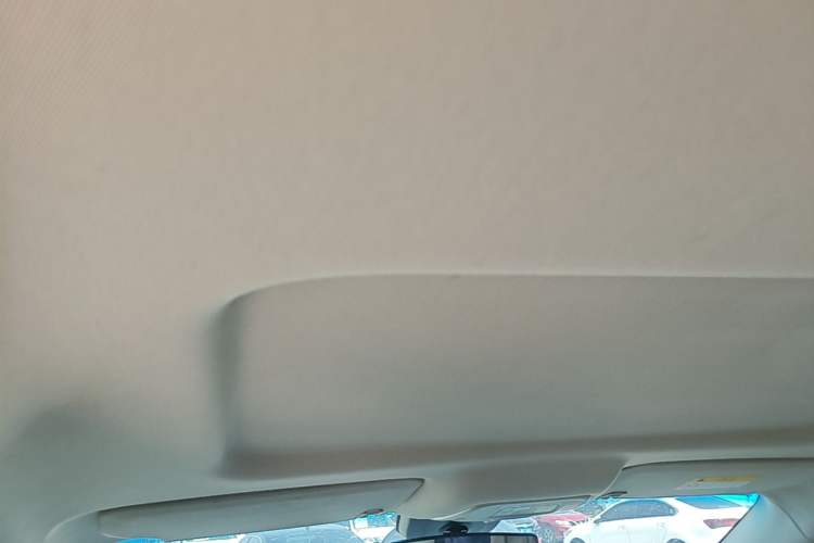 Used Buick GL8 2023 Land Executive Class Smart Enjoyment Model
