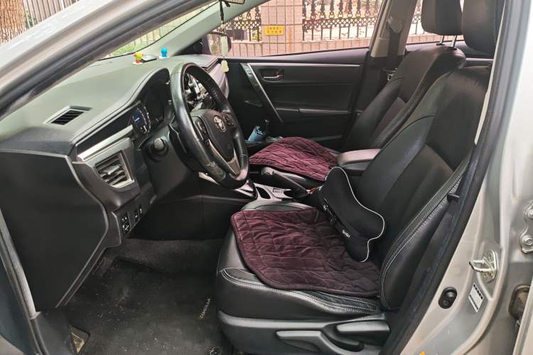 Used Toyota Corolla 2016 Dual-Engine 1.8L E-CVT Elite Edition