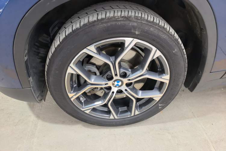 Used BMW X1 2021 sDrive25Li Leading Model Left Front Wheel Hub