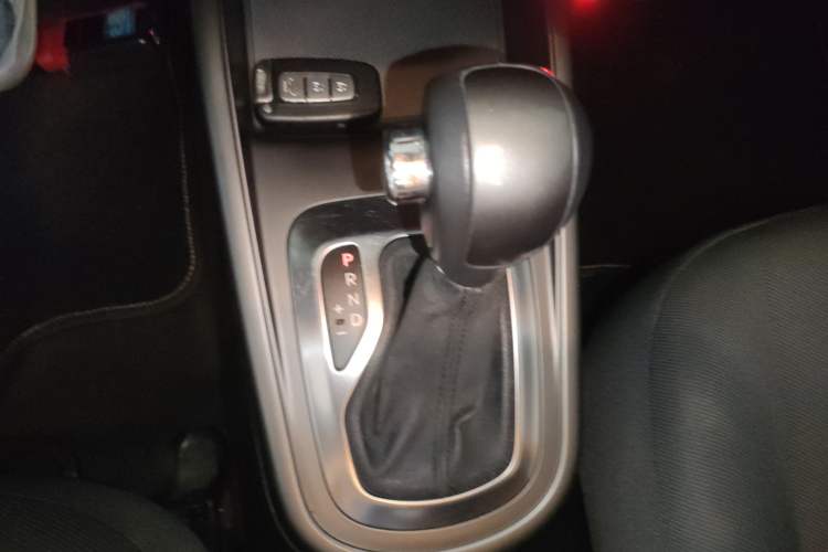 Used Kia Soul 2013 1.6L AT GL
