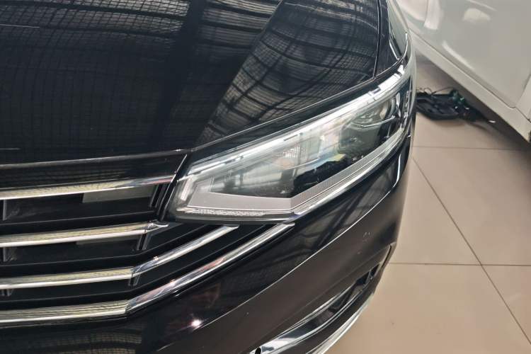 Used Volkswagen Magotan 2020 330TSI DSG Leading Model
