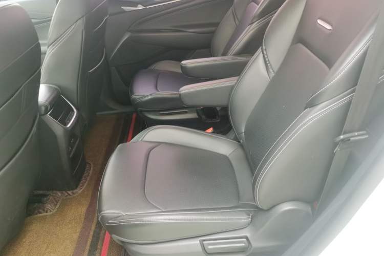 Used SAIC MAXUS G50 2019 1.5T Automatic Elite Edition China V Standard Left Rear Seat