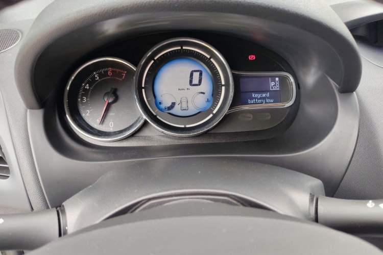Used Renault Fluence 2015 2.0L Standard Edition
