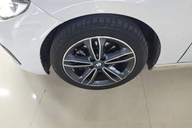 Used BMW 1 Series 2019 118i Fashion Model Left Front Wheel Hub