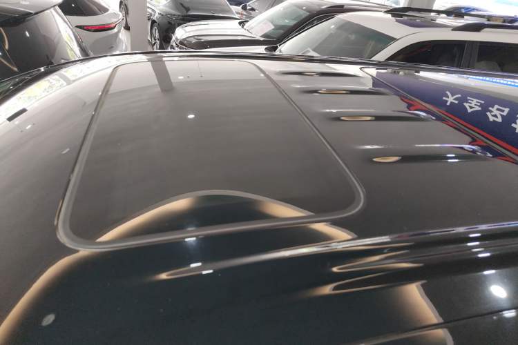 Used BYD Xia 2025 DM-i 1.5T 180km Excellence Model Roof