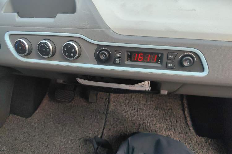 Used Dongfeng Fengon MINIEV 2022 Simple Style Comfort Version
